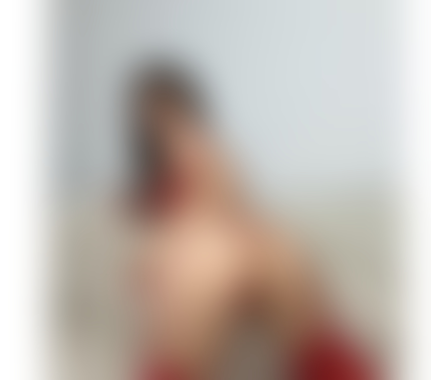 Escorts York York - York - Photos for Mia — Sultry Brunette with an Irresistible Touch😏🌹